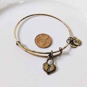 ⭐3 for $25⭐Alex and Gold Key Heart Lock Bracelet